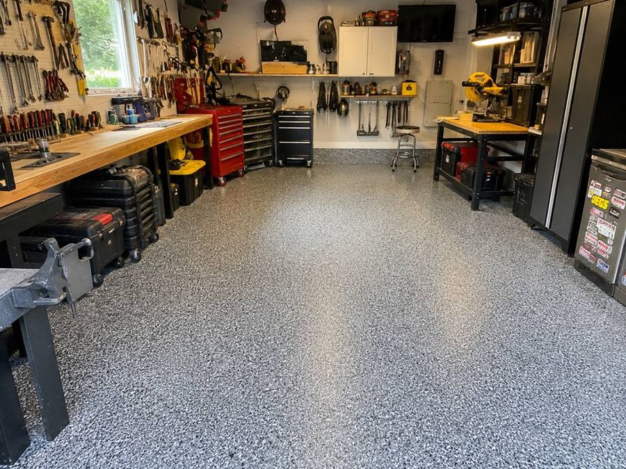 Finished flake floor in a workshop